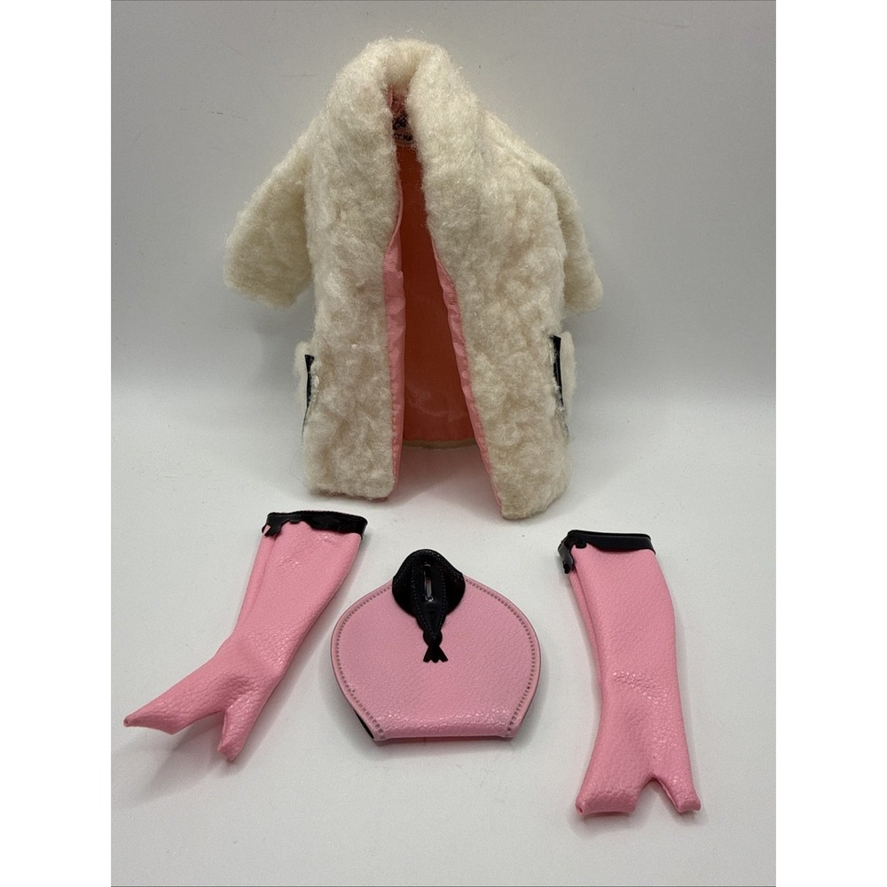 Vintage Barbie 1970 Lamb 'n Leather #1467 — Coat, HTF Boots And Purse